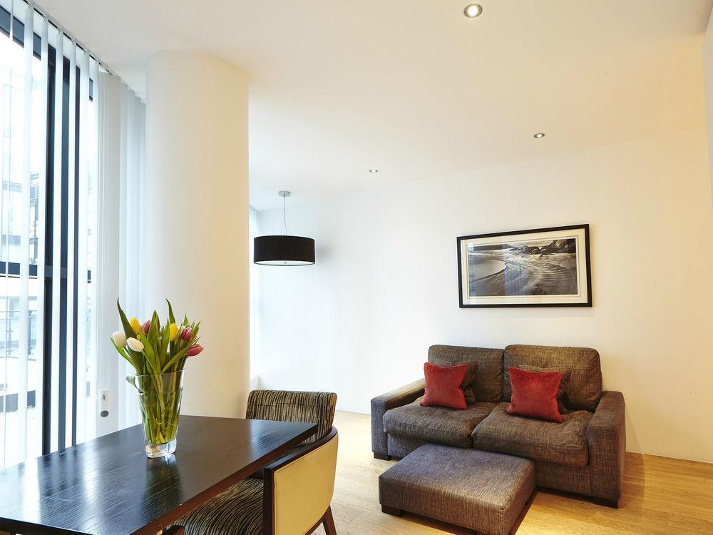 Tower Bridge London Apartments Exterior photo