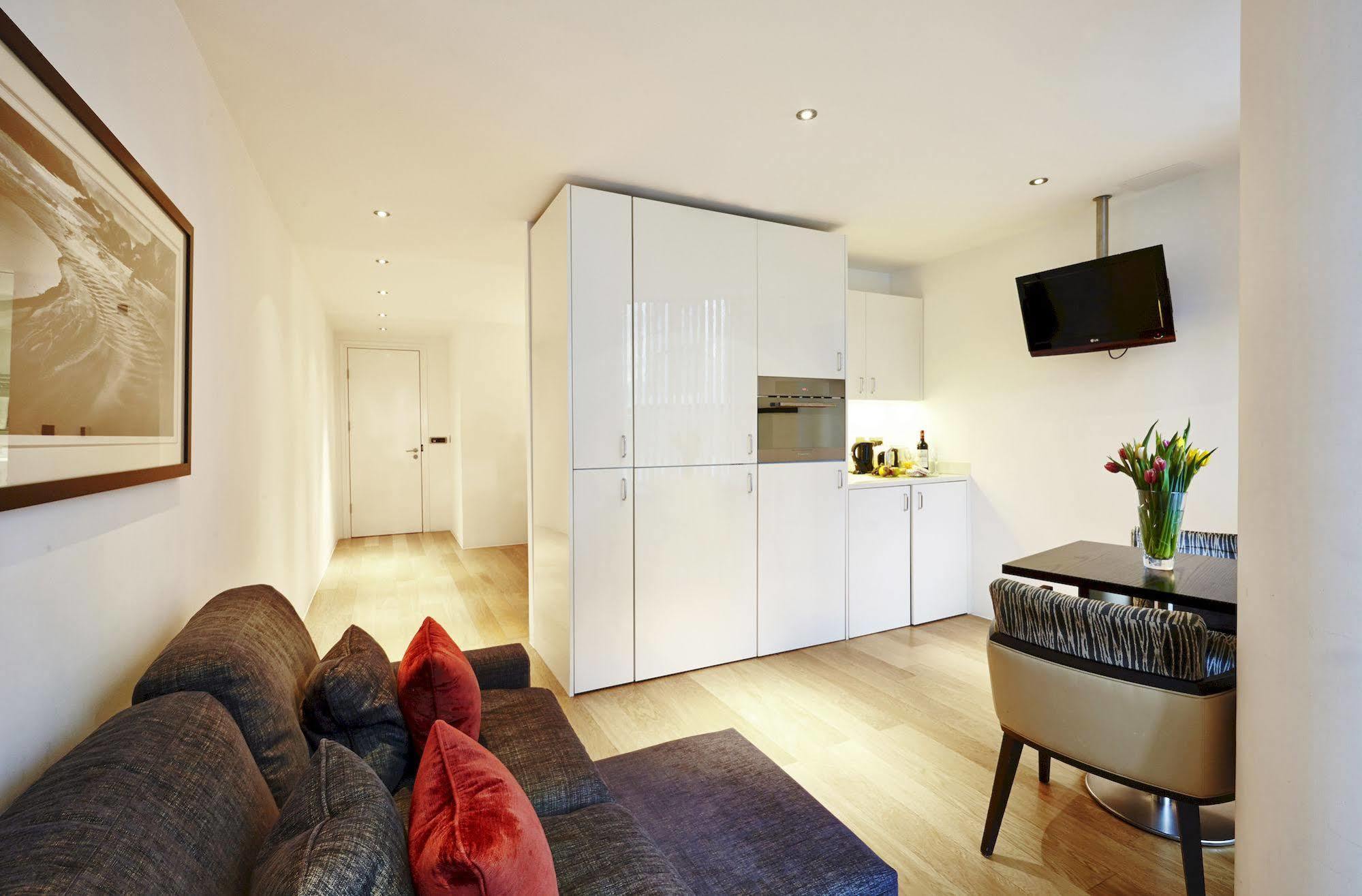 Tower Bridge London Apartments Exterior photo